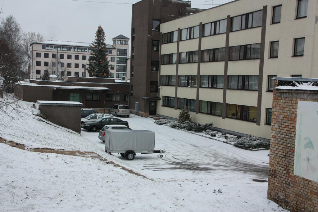 Hotel Madona Luaran gambar