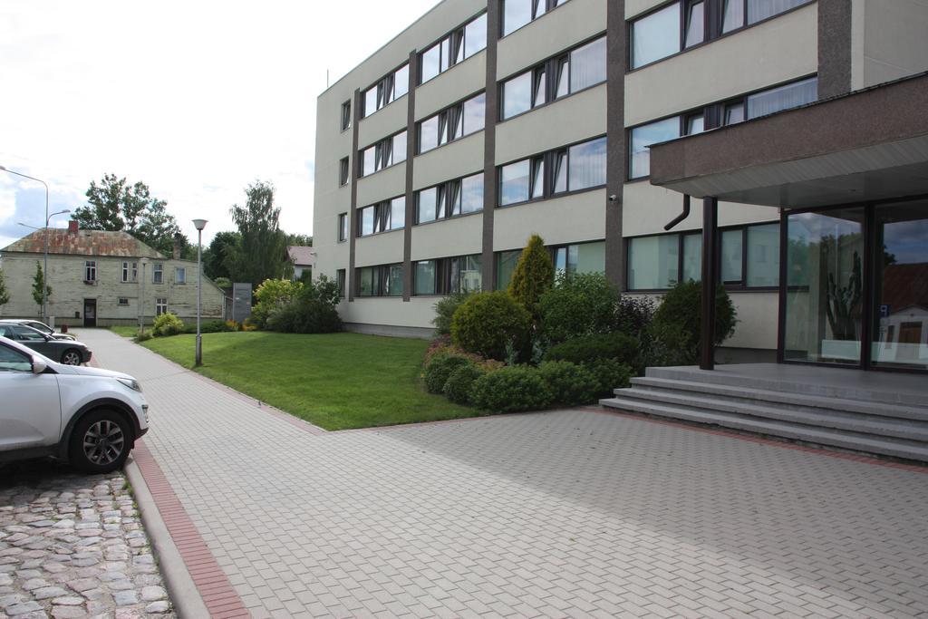 Hotel Madona Luaran gambar